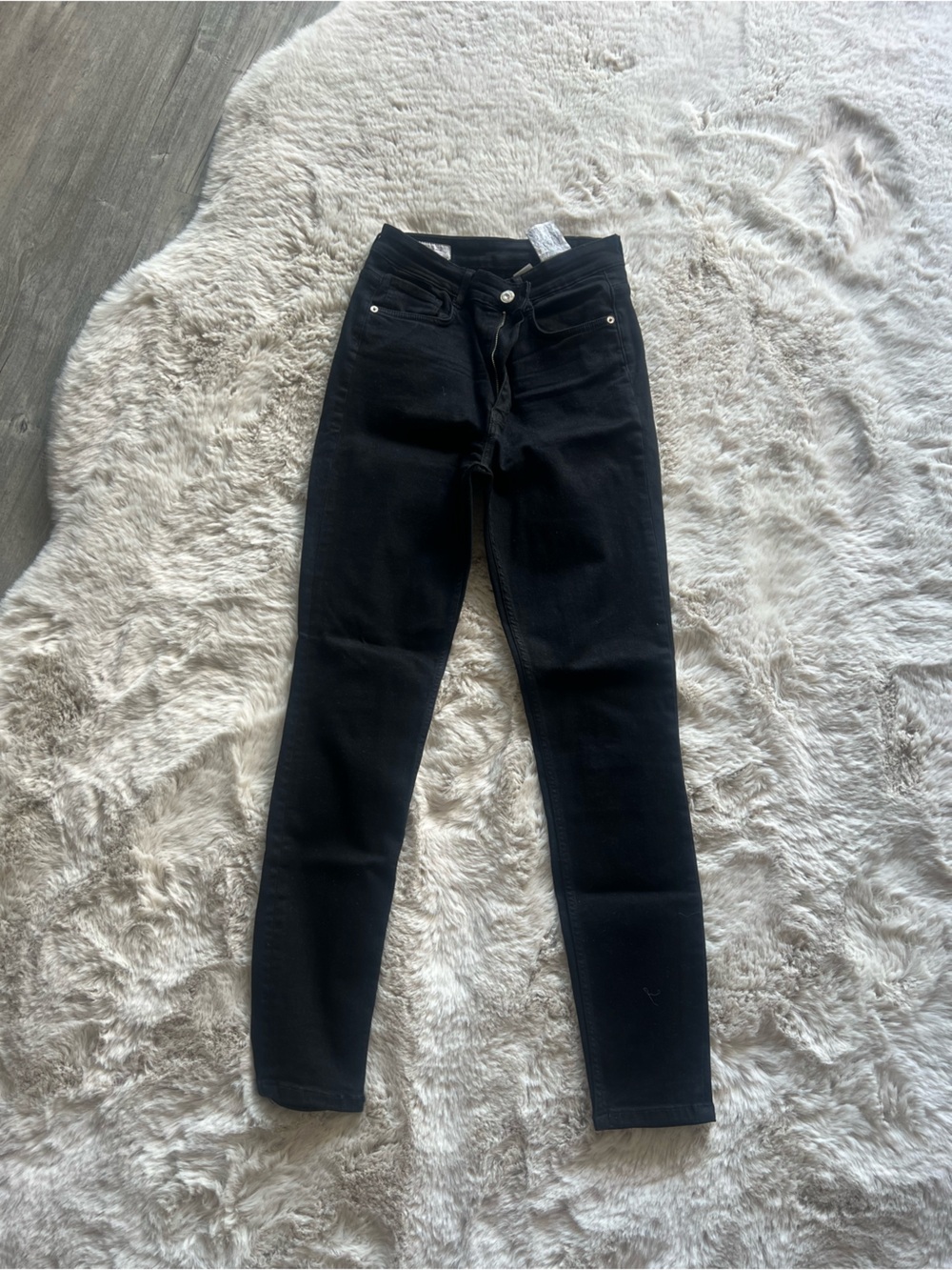Zara Black Skinny High-Rise Women’s Jeans